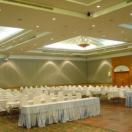 Pavilion Rim Kwai Resort Kanchanaburi Bagian luar foto