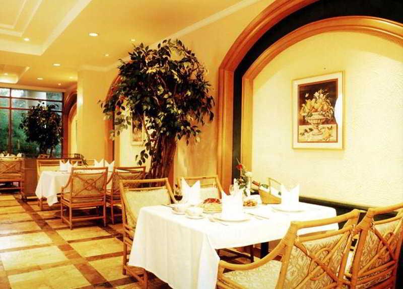 Pavilion Rim Kwai Resort Kanchanaburi Bagian luar foto