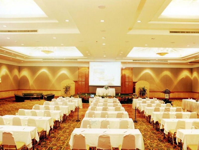 Pavilion Rim Kwai Resort Kanchanaburi Bagian luar foto