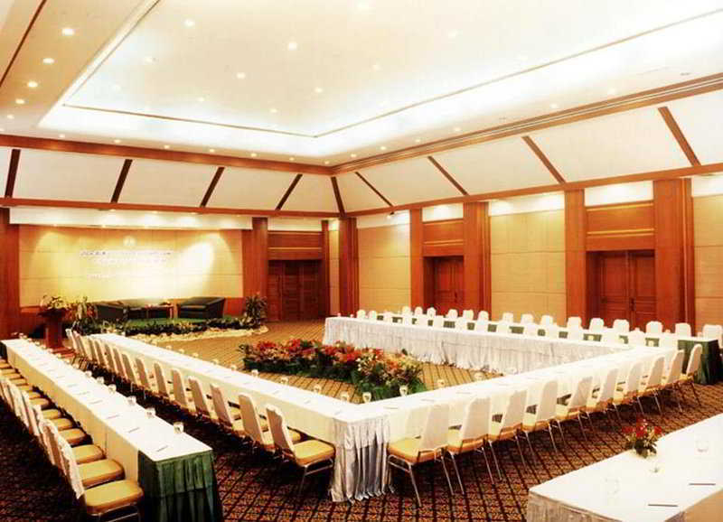 Pavilion Rim Kwai Resort Kanchanaburi Bagian luar foto