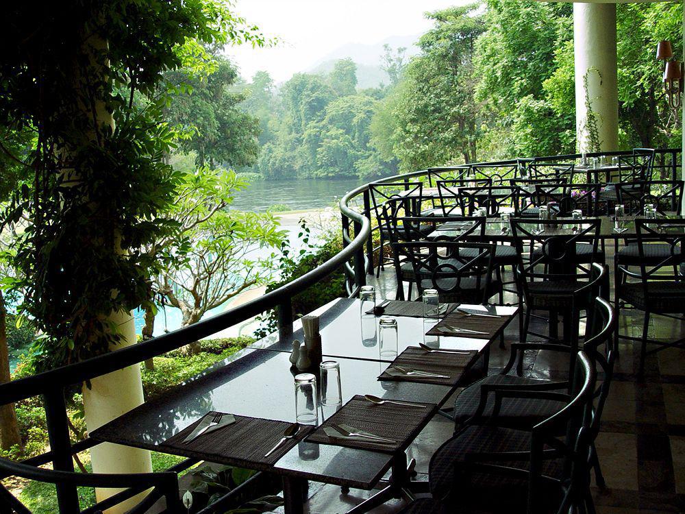 Pavilion Rim Kwai Resort Kanchanaburi Bagian luar foto